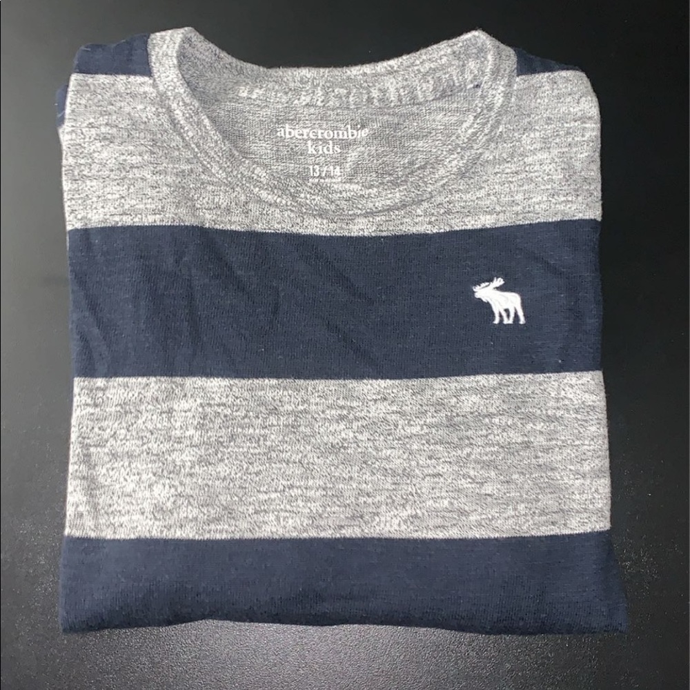 Black and Gray Abercrombie Kids Long Sleeve Tee